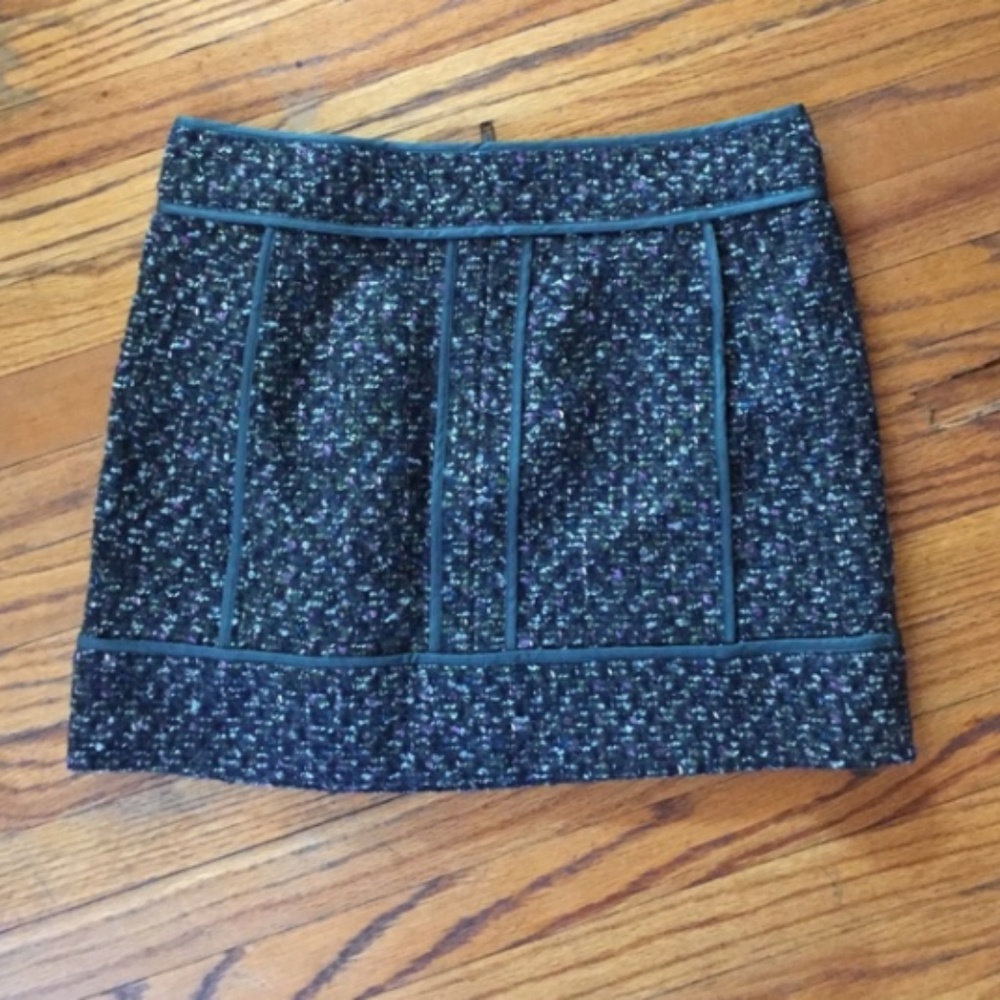 J. Crew Moss Green tweed mini skirt - Picture 2 of 4